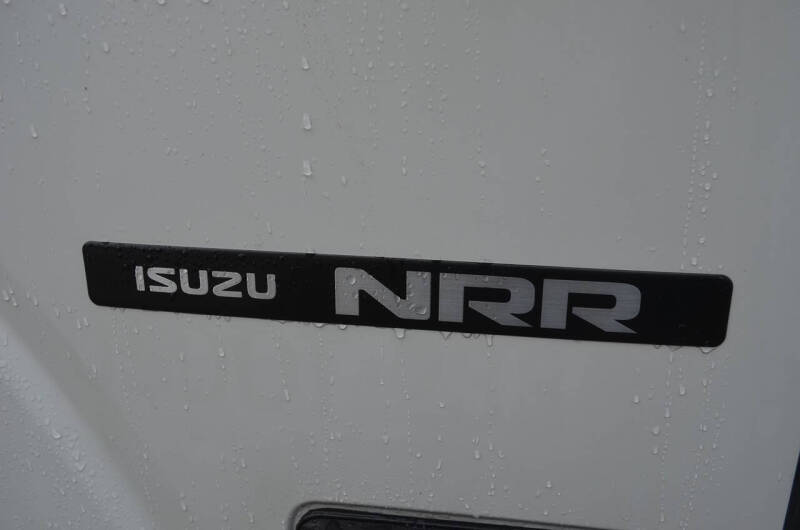 2020 Isuzu NRR