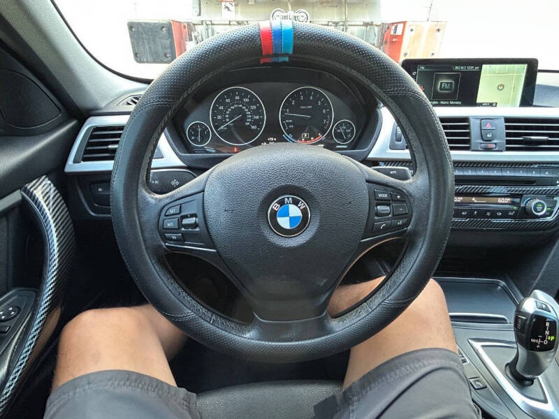 2017 BMW 3 Series 320i