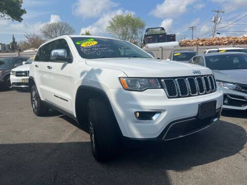 2017 Jeep Grand Cherokee for sale at CarMart One LLC in Freeport NY