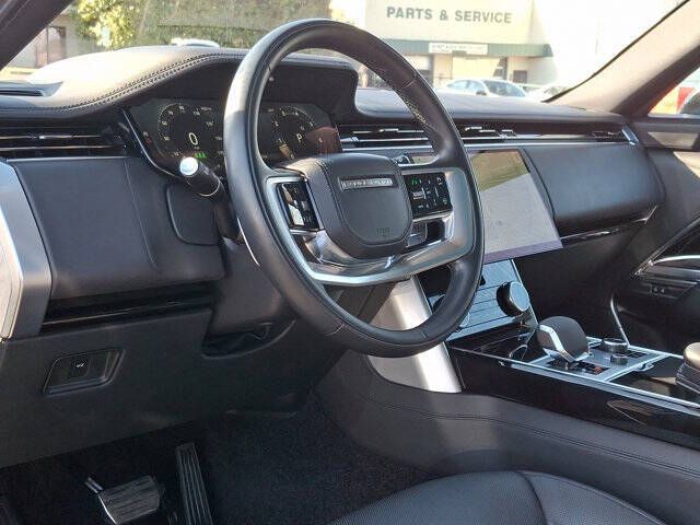 2023 Land Rover Range Rover P530 SE