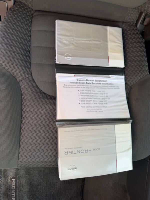 2006 Nissan Frontier LE
