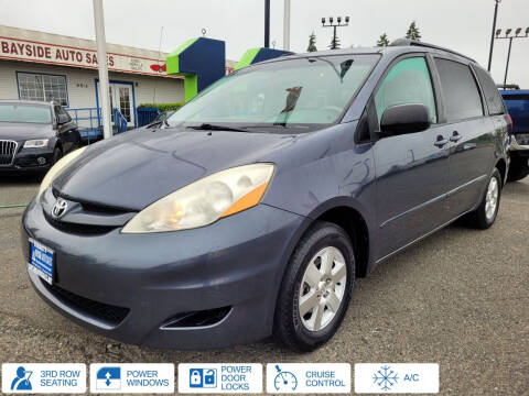 2006 Toyota Sienna for sale at BAYSIDE AUTO SALES in Everett WA