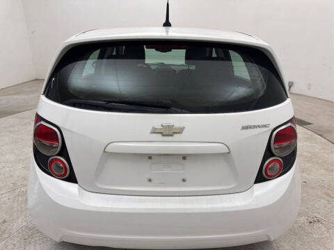 2014 Chevrolet Sonic LS Auto