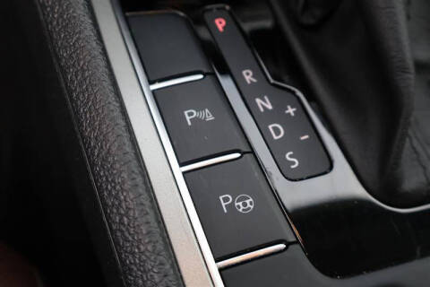 2022 Volkswagen Passat Limited Edition