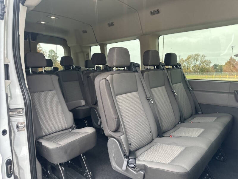 2025 Ford Transit 350 XLT