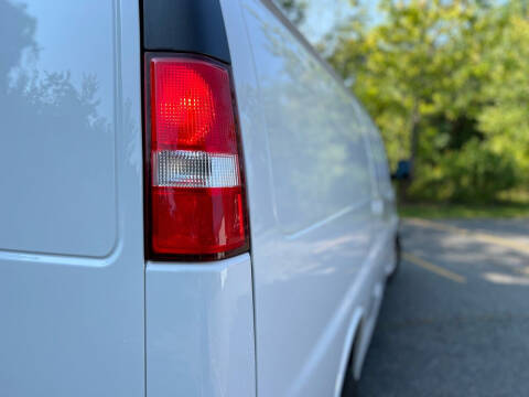 2019 Chevrolet Express 2500