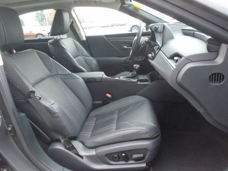 2023 Lexus ES 350 Ultra Luxury