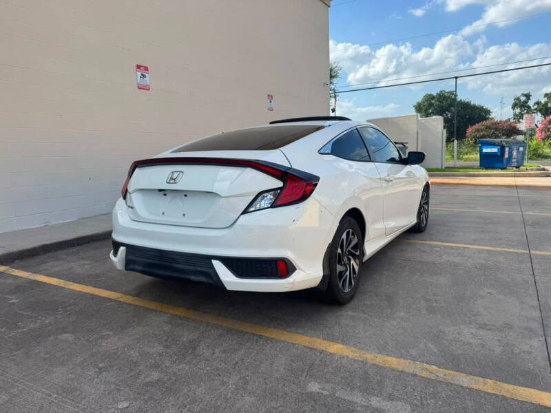 2017 Honda Civic LX-P