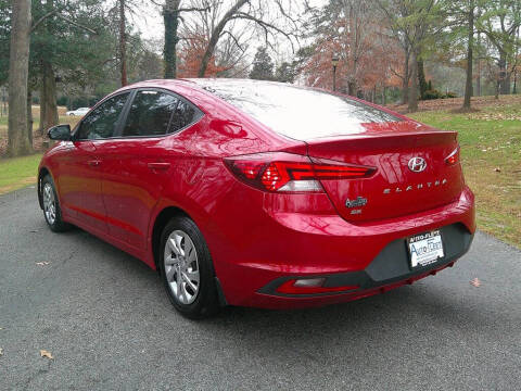 2020 Hyundai Elantra SE