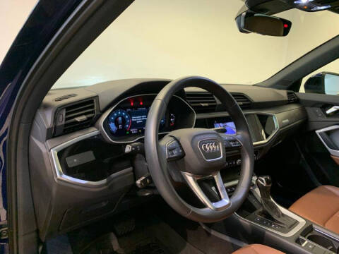 2022 Audi Q3 quattro S line Premium 45 TFSI