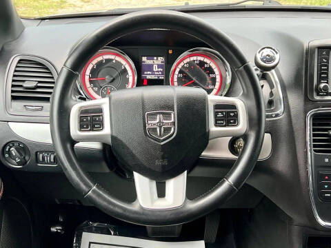 2014 Dodge Grand Caravan R/T