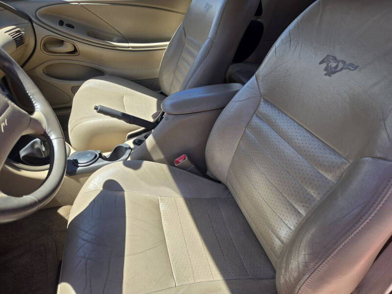 2000 Ford Mustang GT