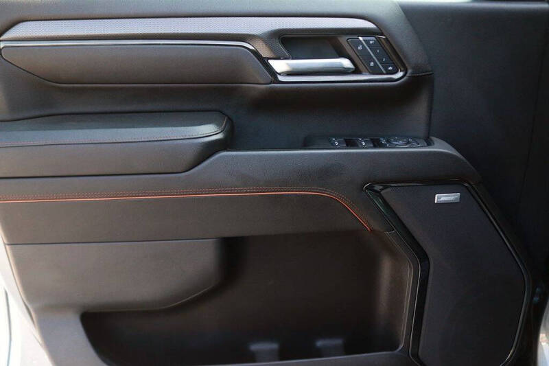 2024 GMC Sierra 2500HD AT4 - Photo 13