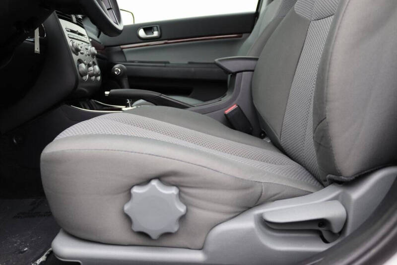 2010 Mitsubishi Galant ES