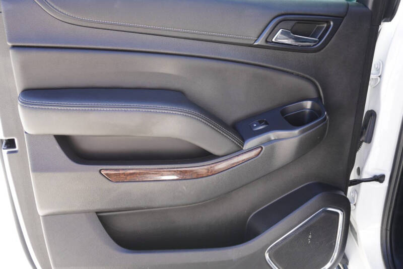 2017 GMC Yukon XL SLT