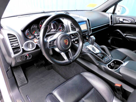 2016 Porsche Cayenne