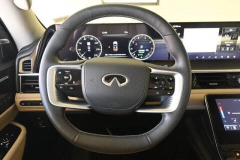 2025 Infiniti QX80 Pure