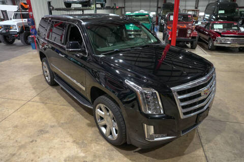 2017 Cadillac Escalade Luxury