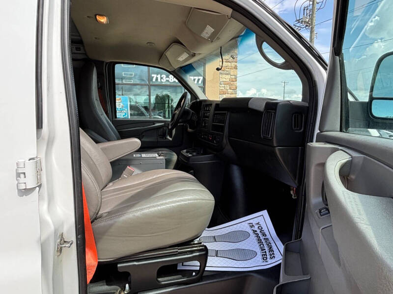 2015 Chevrolet Express 2500