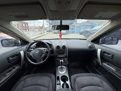 2011 Nissan Rogue S