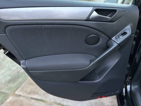 2011 Volkswagen Golf 2.5L