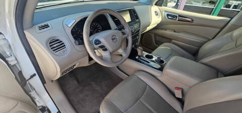 2014 Nissan Pathfinder Platinum