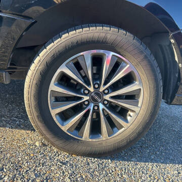 2017 Lincoln Navigator L Select