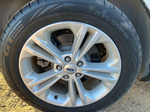 2018 Ford Taurus SEL