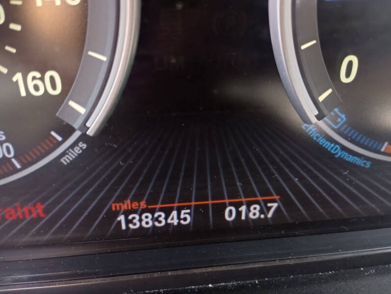 Image 8 of 2013 BMW 5 Series 528i
