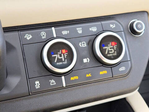 2024 Land Rover Defender 110 P300 S