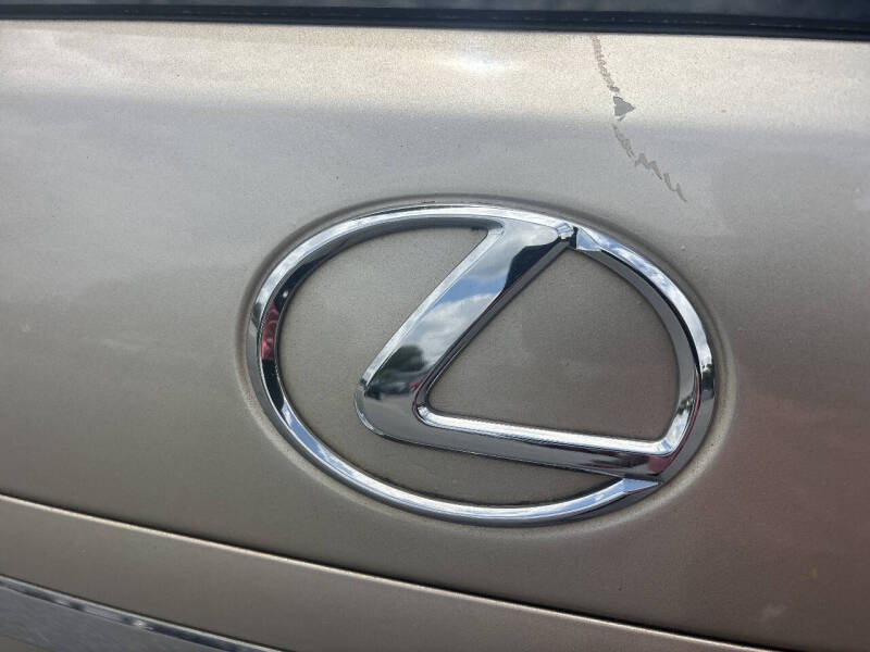 2005 Lexus RX 330