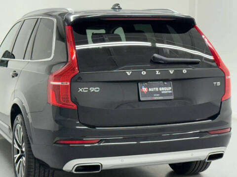 2021 Volvo XC90 T5 Momentum