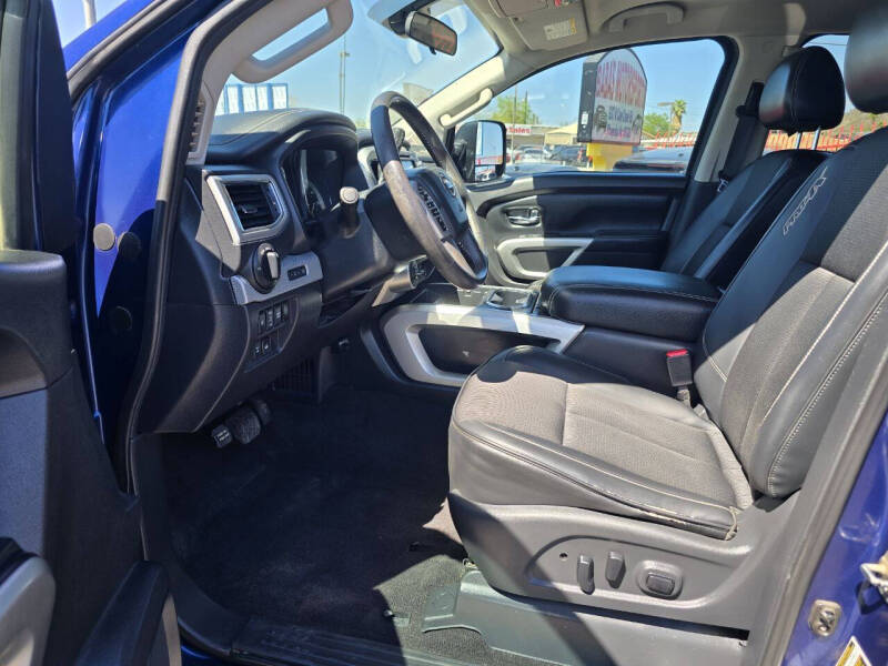 2017 Nissan Titan PRO-4X