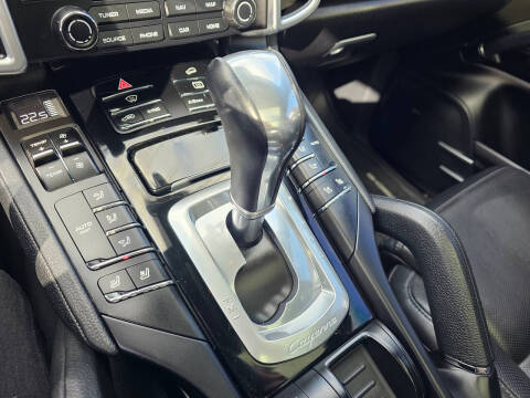 2017 Porsche Cayenne