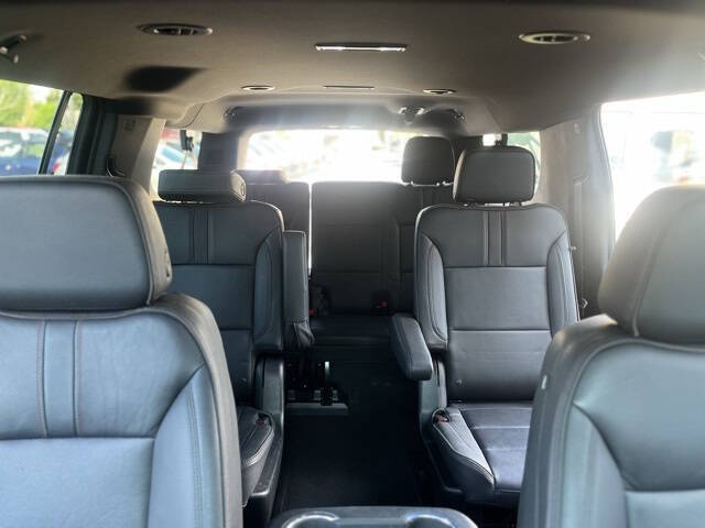 2022 Chevrolet Suburban RST