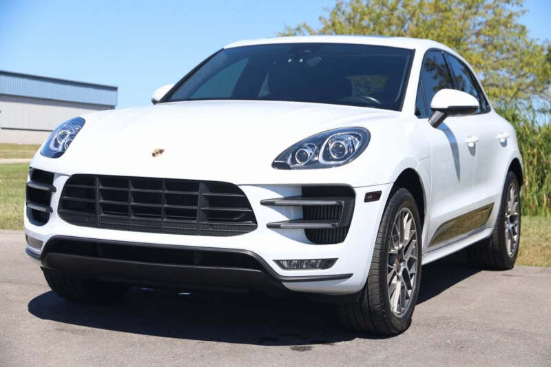 2017 Porsche Macan