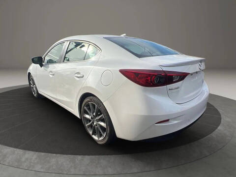 2017 Mazda MAZDA3 Touring