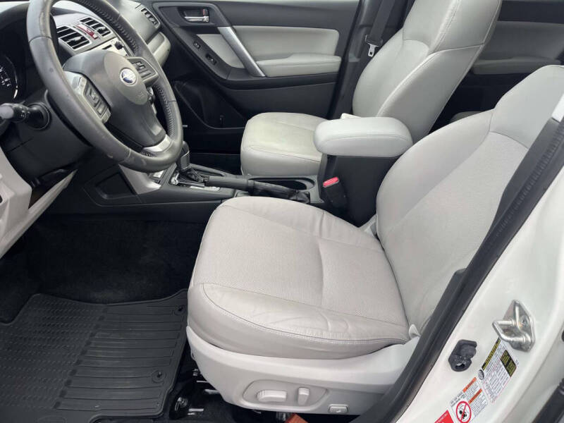 2016 Subaru Forester 2.5i Touring