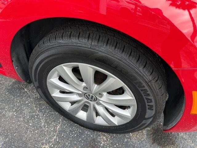 2016 Volkswagen Beetle