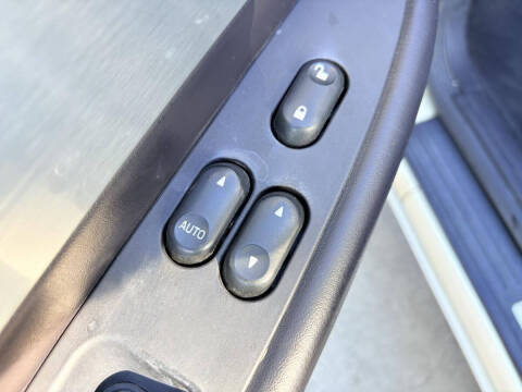 2003 Ford Thunderbird