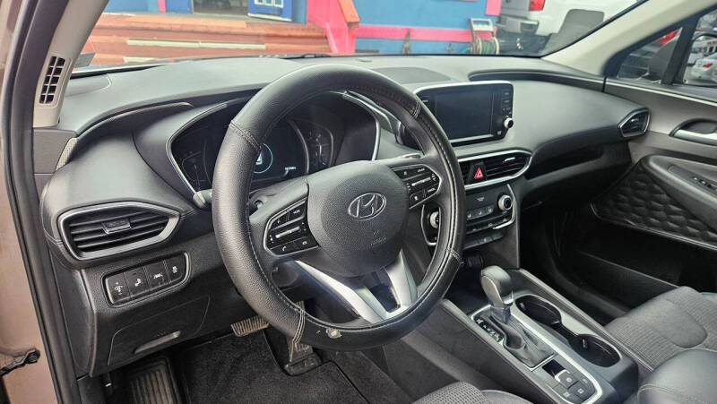 2019 Hyundai Santa Fe SEL 2.4L