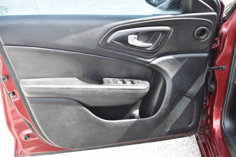 2013 Chrysler 200 Limited