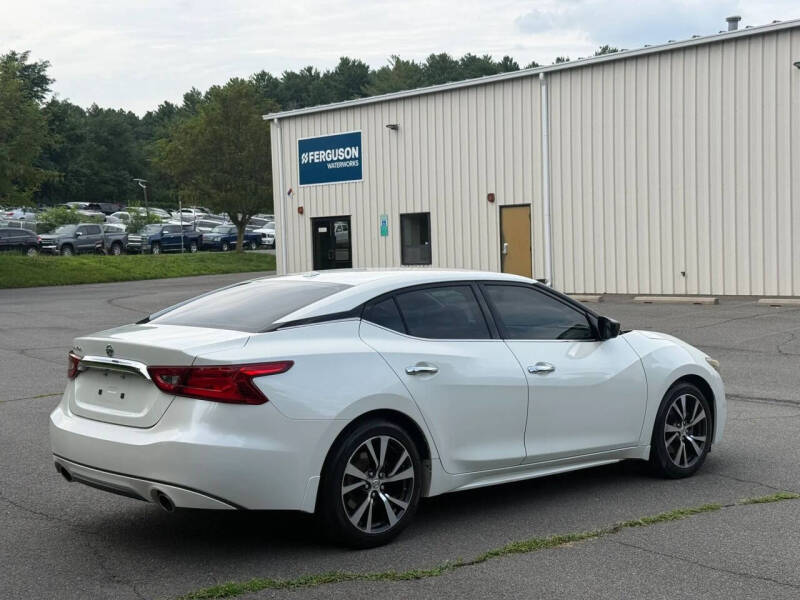 2017 Nissan Maxima