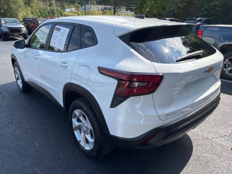 2024 Chevrolet Trax LS