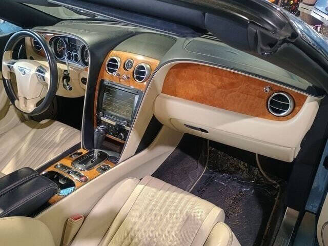2016 Bentley Continental 57