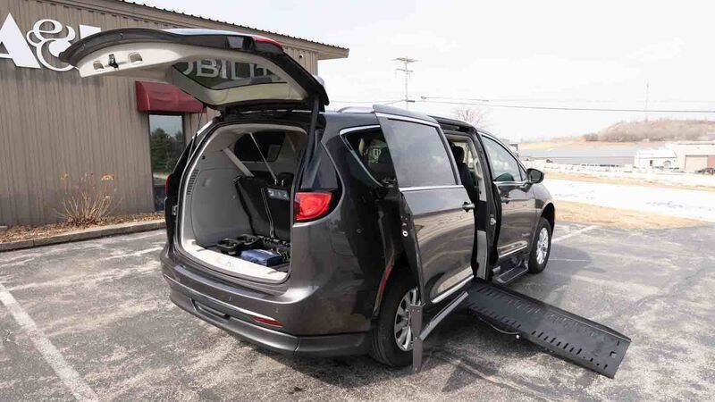 2019 Chrysler Pacifica Touring L