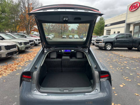 2023 Toyota Prius LE