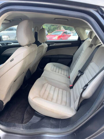2017 Ford Fusion S