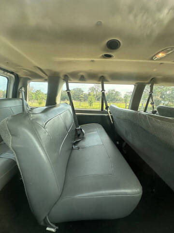 2003 Ford E-Series E-350 SD XL