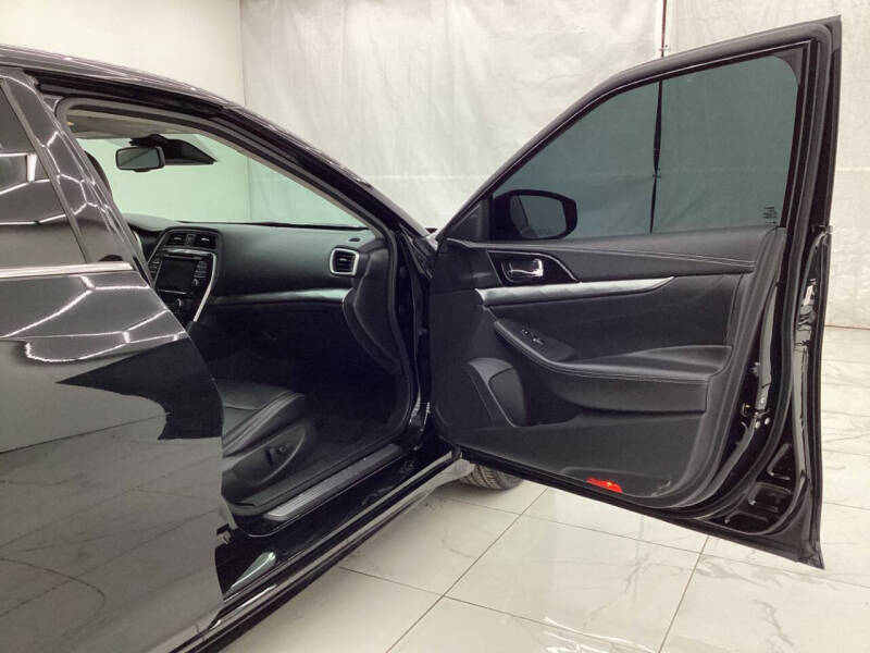 2022 Nissan Maxima 3.5 SV